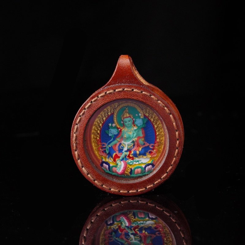 Tibetan 3D Green Tara Thangka Pendant – Hand-Painted Spiritual Amulet for Compassion & Protection