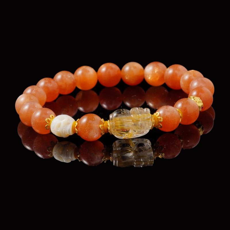 Buddha-Inspired Orange Moonstone & Golden Rutilated Quartz Bracelet – Natural Crystals for Confidence & Clarity