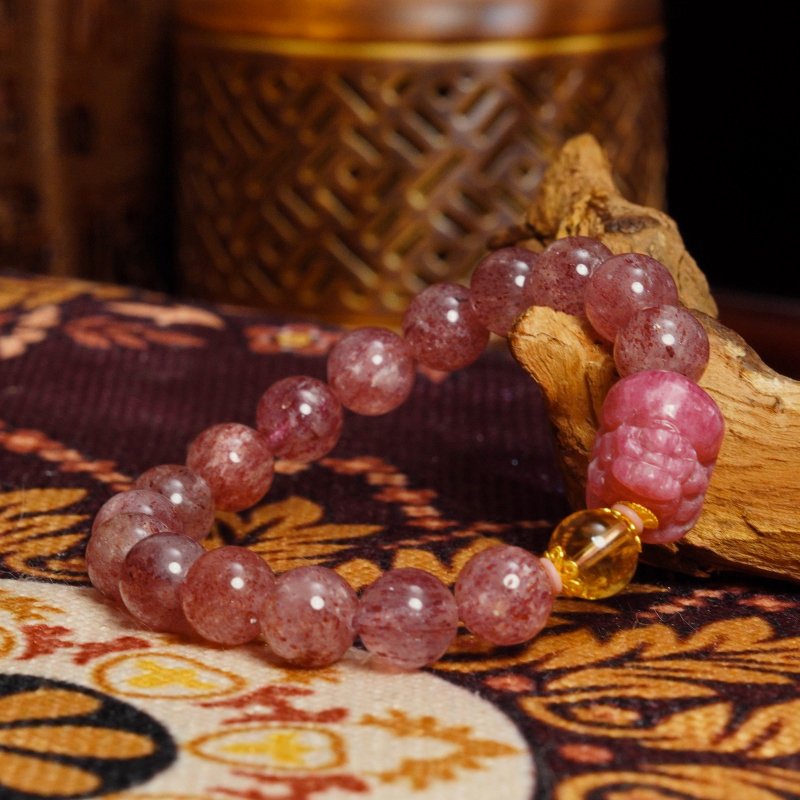 Buddha Stones Strawberry Quartz Bracelet with Pixiu Carving – For Luck, Wealth & Protectio