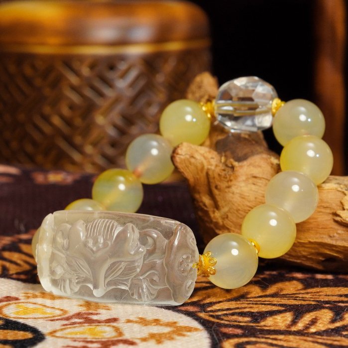 Groxiara Buddha Stones Rock Crystal Bracelet (12mm) – Spiritual Fox Talisman for Wealth & Intuition