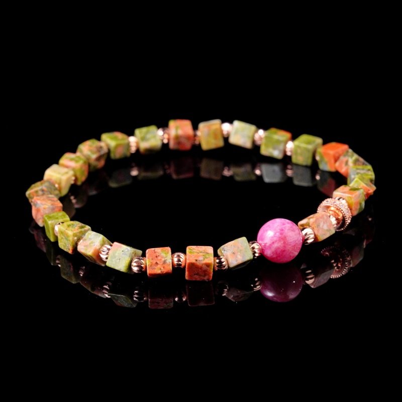 Groxiara Green  Aventurine & Strawberry Quartz Bracelet – For Love, Growth & Emotional Balance