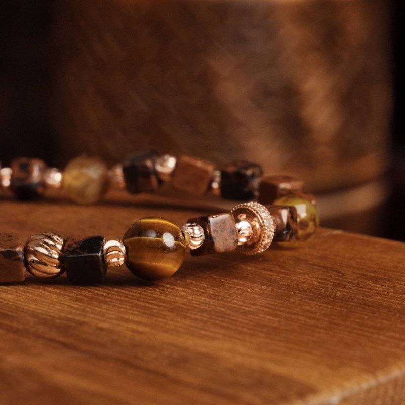 Groxiara Cube Bracelet – Hematite & Golden Baroque Pearl for Grounding & Elegance