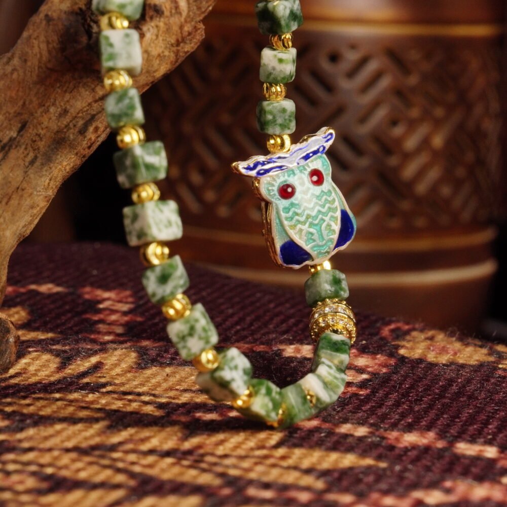 Groxiara Owl Spirit Agate & Hematite Cube Bracelet – For Insight, Protection & Inner Power