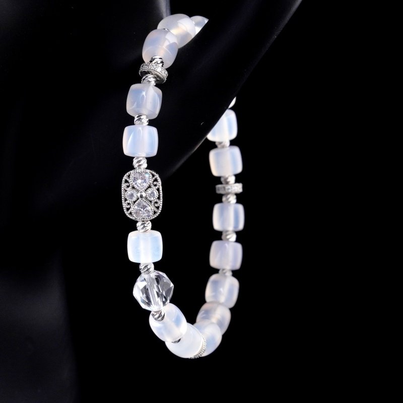 Natural White Agate & Clear Quartz Bracelet – Crystal Jewelry for Clarity & Balance