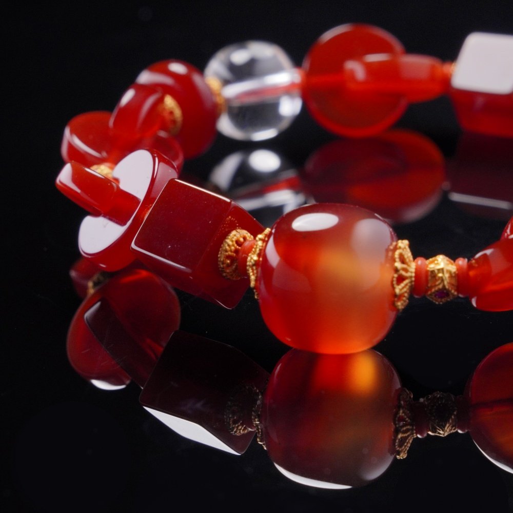 Geometric Red Agate Power Bracelet – Vitality, Flow & Modern Harmony