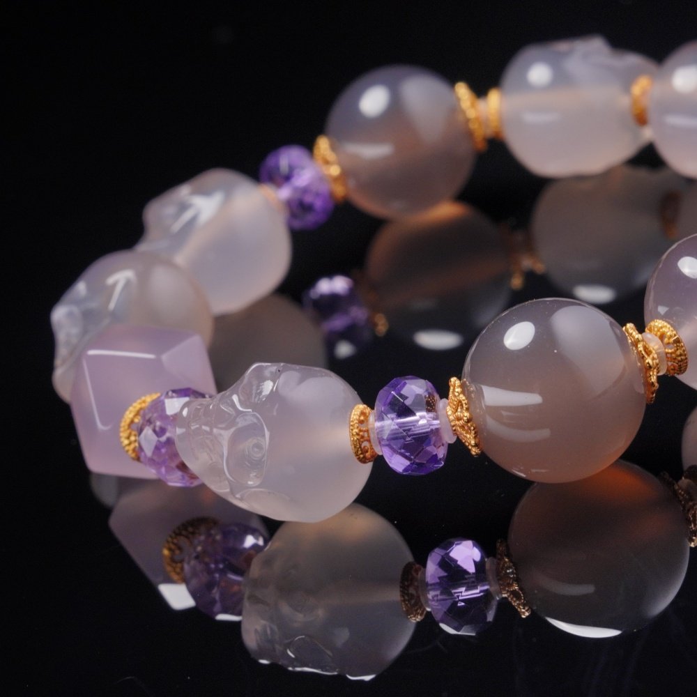 Grey Agate & Amethyst Skull Bracelet