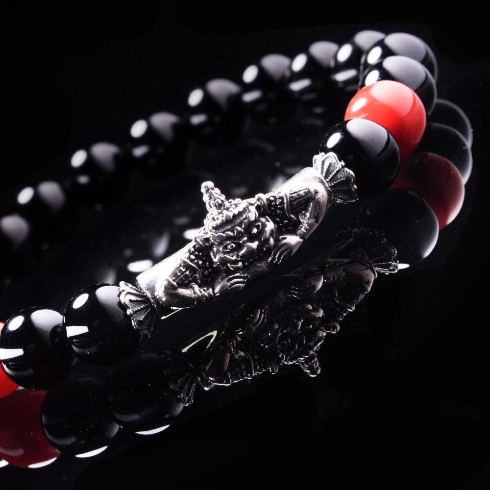 Rahu Amulet Bracelet – Black Agate Protection with Thai Occult Power