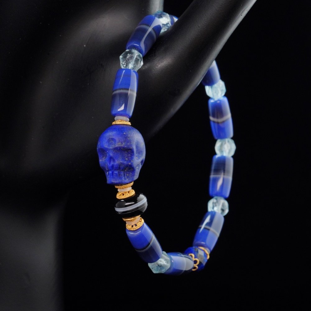 Blue Agate Skull & Crystal Bracelet – Wisdom, Protection & Spiritual Balance