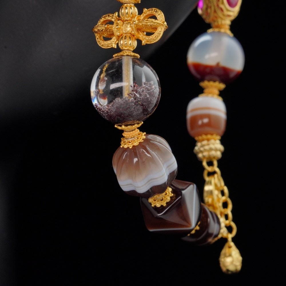 Dzi Bead & Skull Guardian Bracelet with Ruby Gold Accents – Protection, Wisdom & Sacred Power