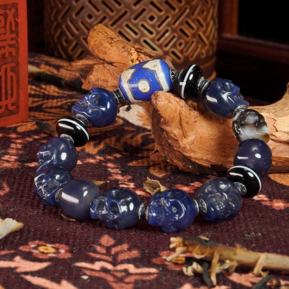 Blue Agate Skull & Dzi Bead Guardian Bracelet – Protection, Balance & Spiritual Power