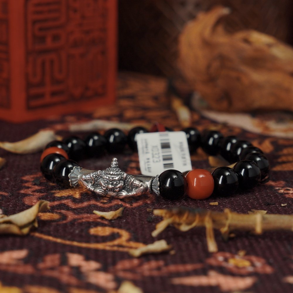 Rahu Amulet Bracelet – Black Agate Protection with Thai Occult Power