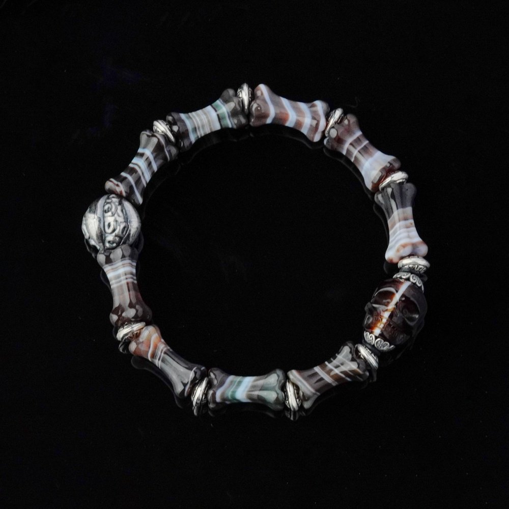 Groxiara | 'Ancestral Health' Hand-Carved Agate Skull & Bone Bracelet – Grounding & Vitality Talisman - 17cm (6.7")